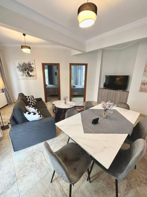 The “Roman Market” Lux Apartment Солун Екстериор снимка